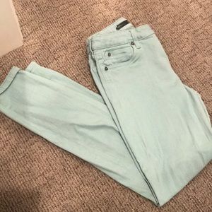 Stretchy Seafoam color skinny jeans